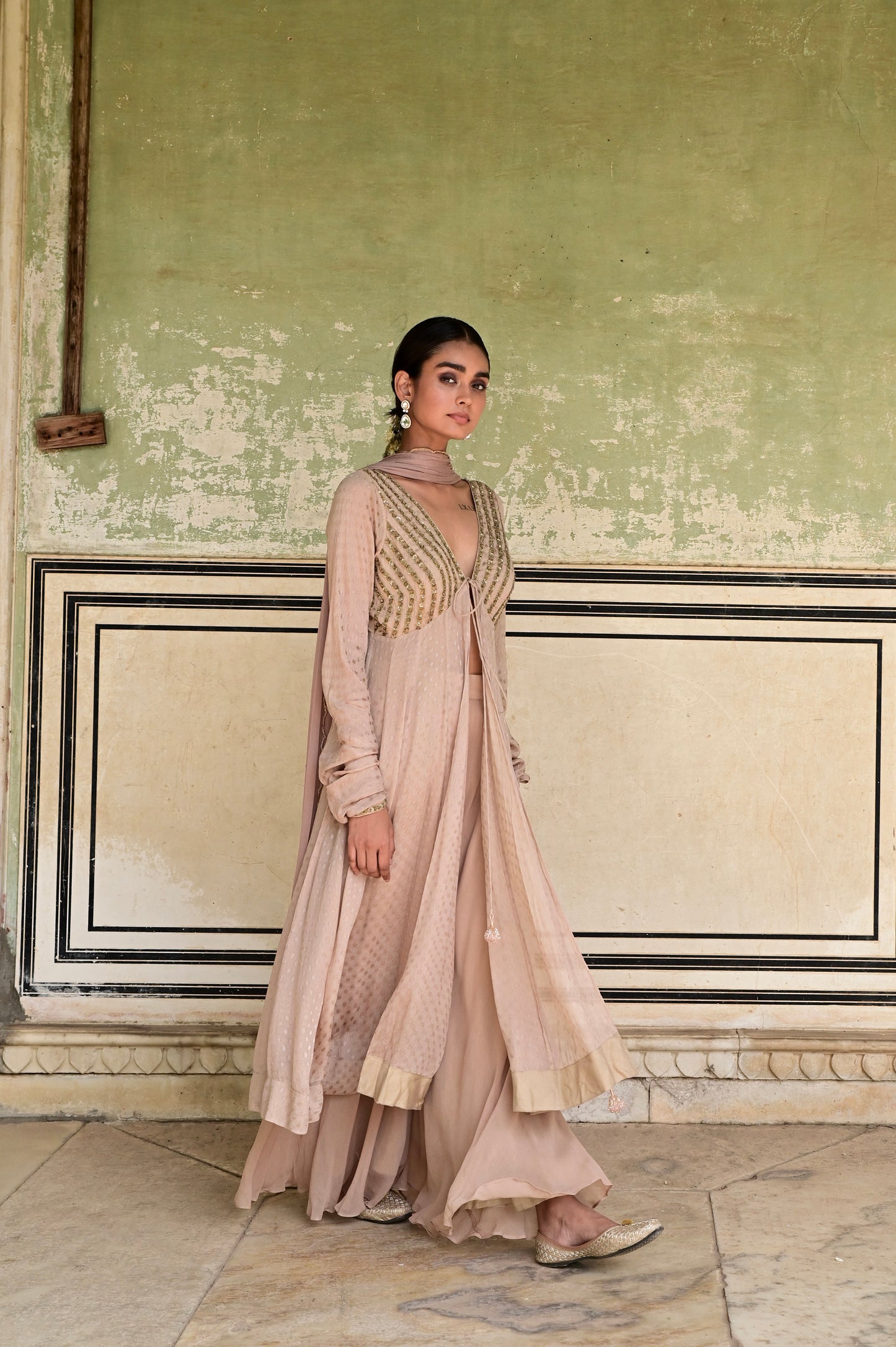 Gulnaar Kurta Set