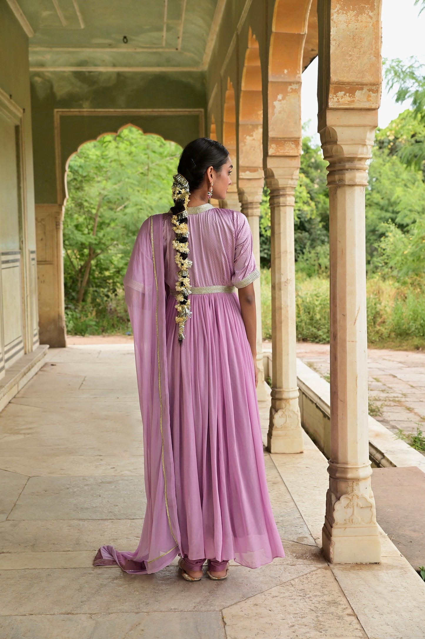 Kumudni Kurta Set