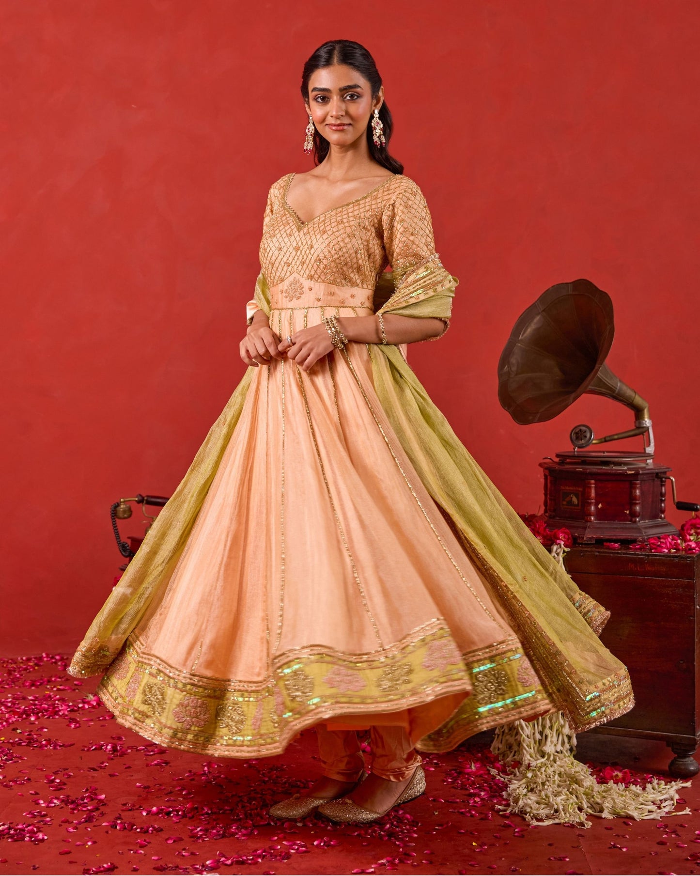 Inaayat Kurta Set