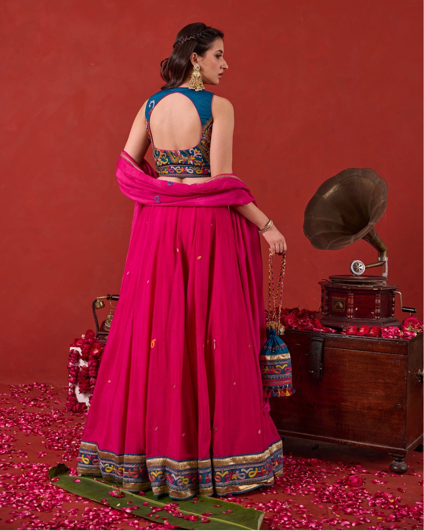 Nazakat Lehenga Set