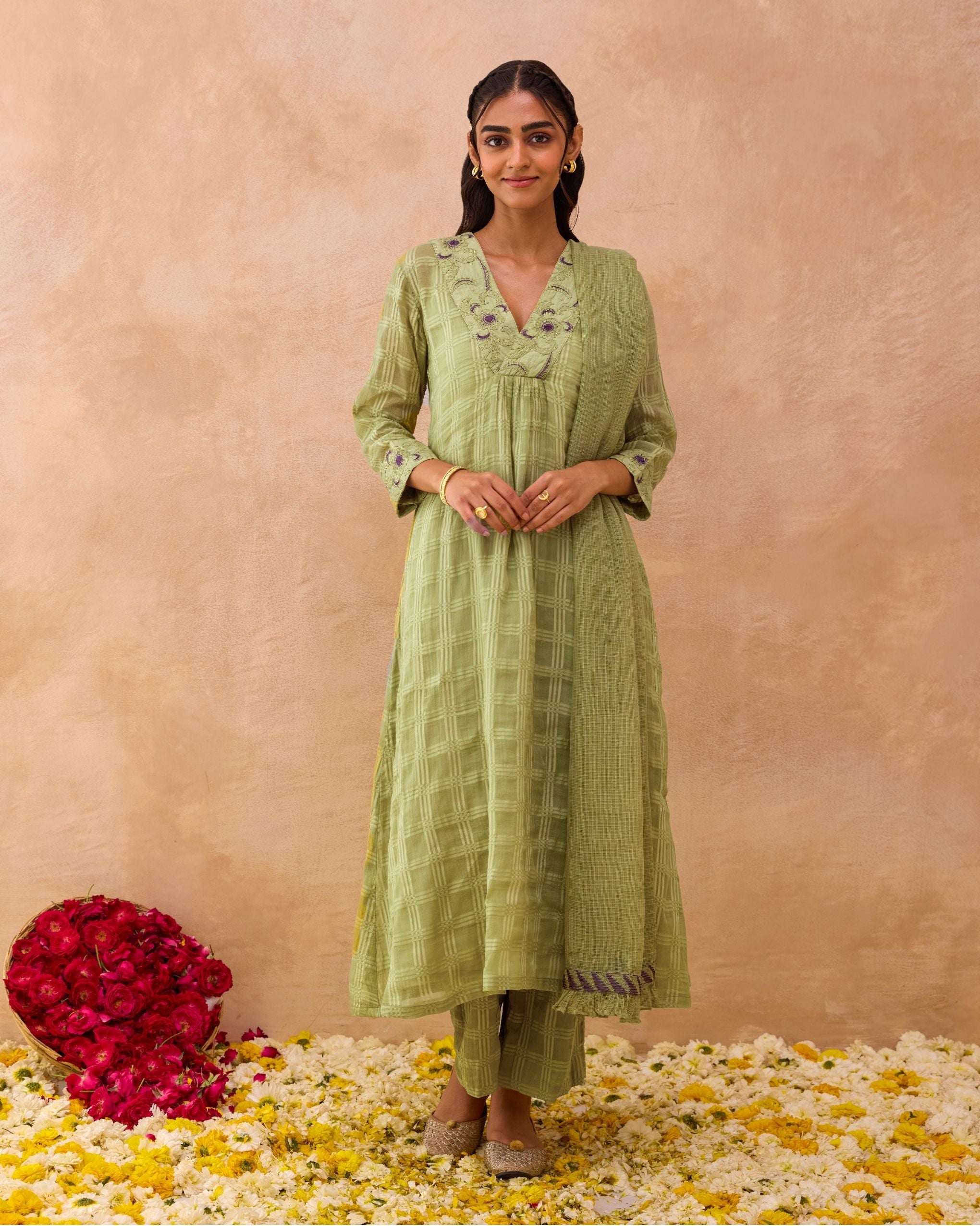 Kurta Sets – Taro India