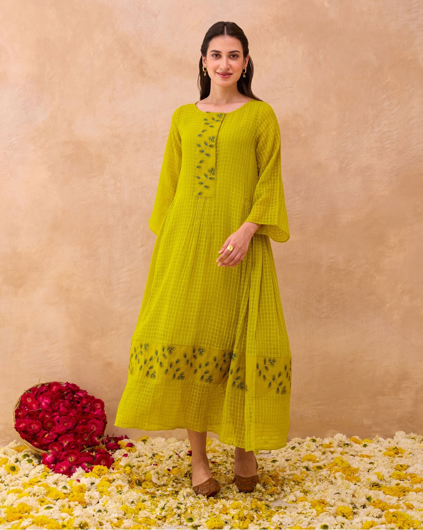 Sunlilt Meadow Dress